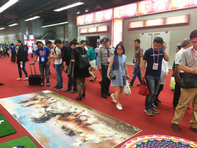 華德首秀廣交會：3D印花及人造草坪受青睞